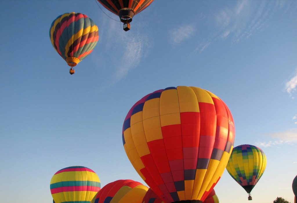 Growing Participation in Hot Air Balloon Game